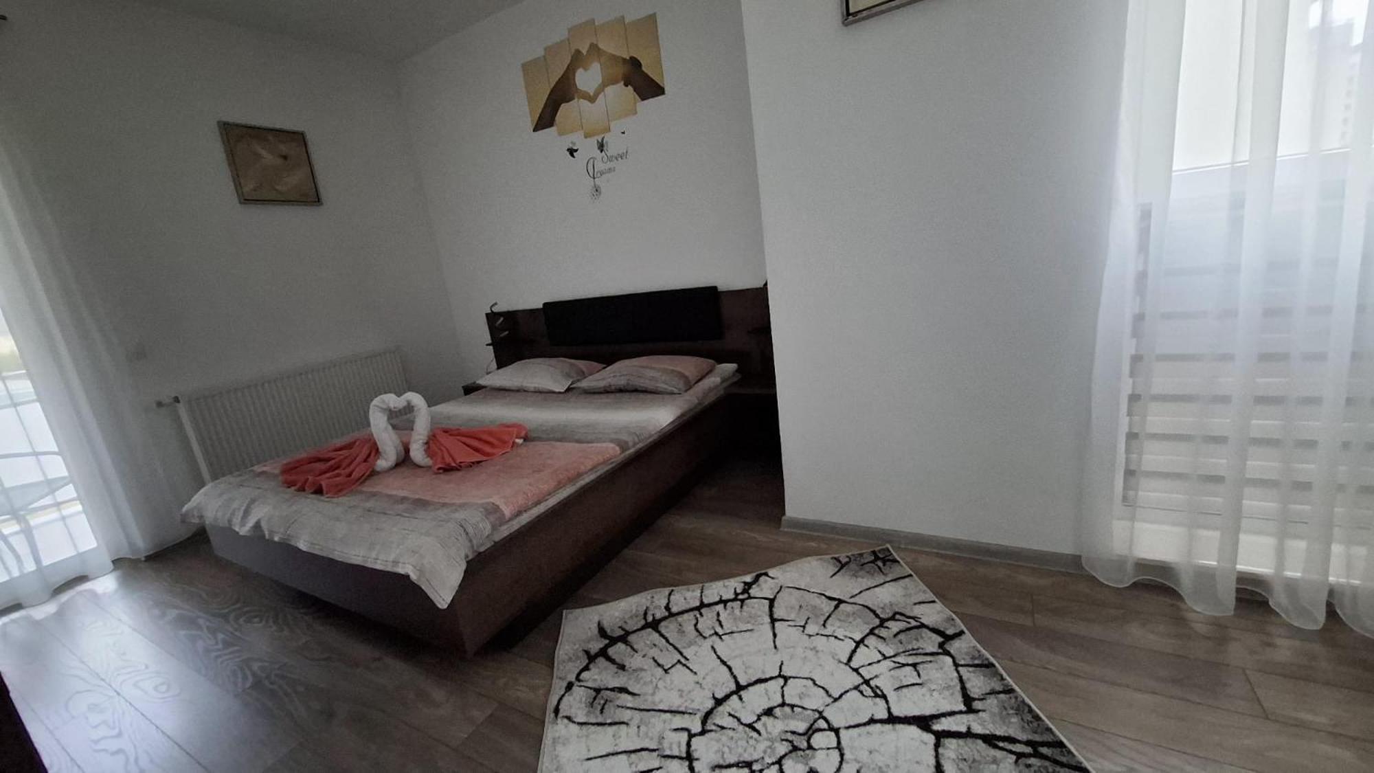 Ludi House Apartment Târgu-Mureş Exteriör bild