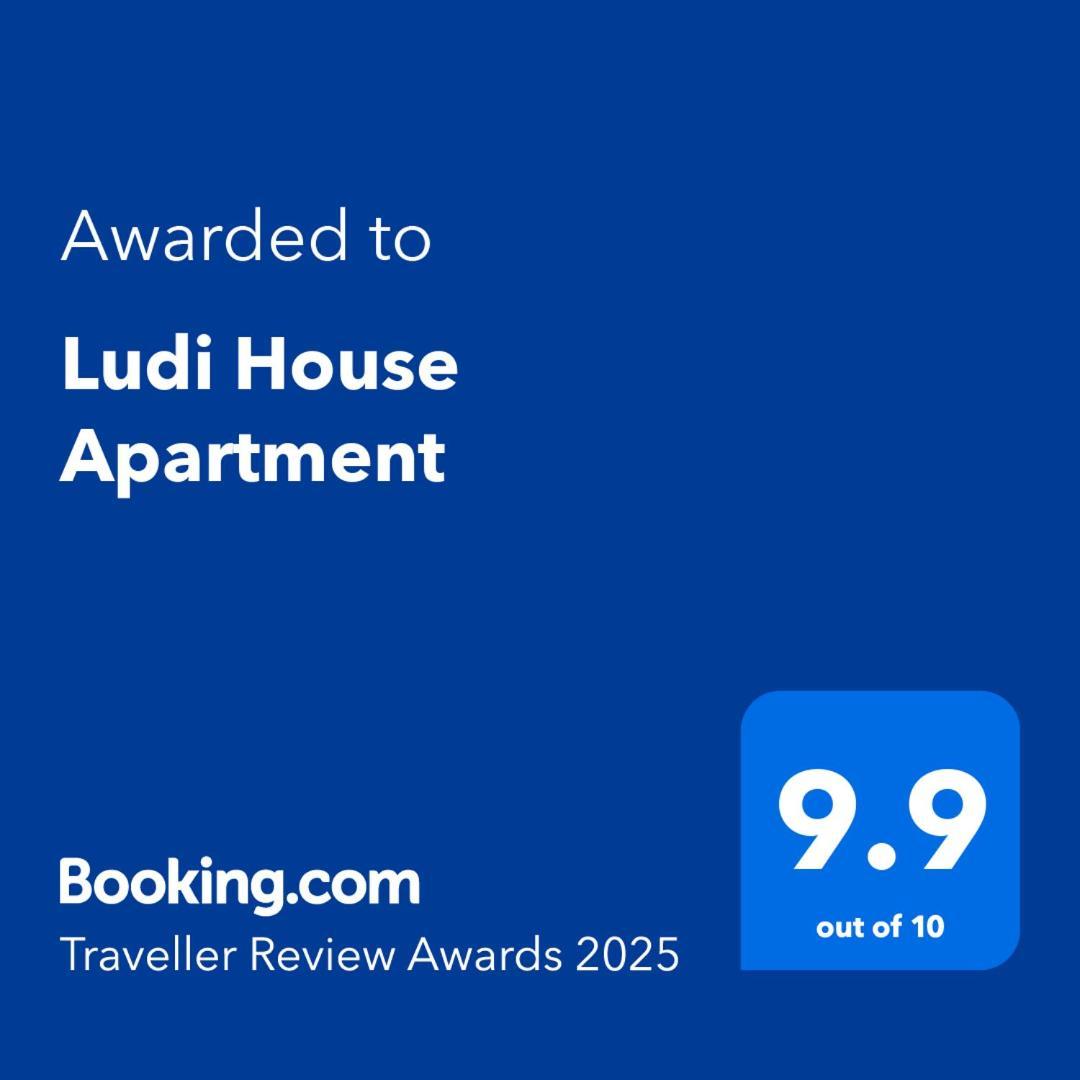 Ludi House Apartment Târgu-Mureş Exteriör bild